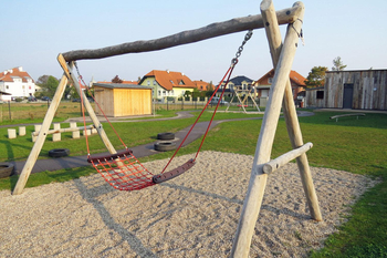 Schaukel.