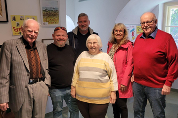 Gruppenfoto der Aussteller:innen