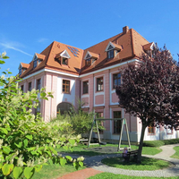 Gebäude von außen.