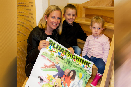 Kinder- und Jugendstadträtin Sandra Akranidis-Knotzer und ihre Kinder.