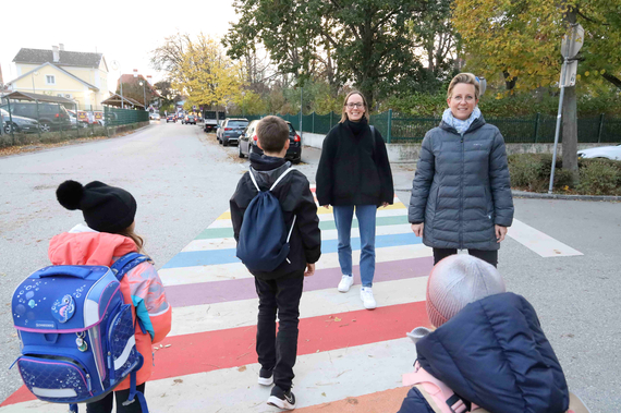 Regenbogenzebrastreifen