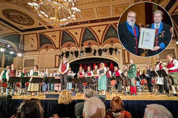 Orchester auf der Bühne