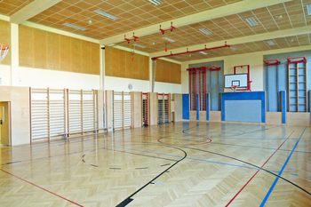 Die Turnhalle.