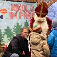 Nikolo im Park 