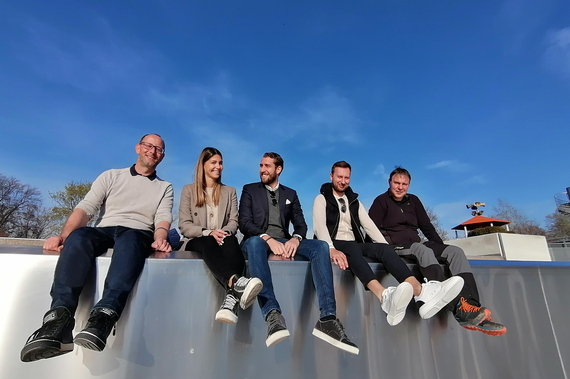 Die neuen Pächter der Smooth und Vertreter der Stadt  © Stadtgemeinde Traiskirchen