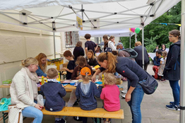 Besucher:innen beim Lesefest 2023