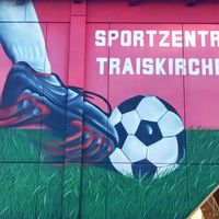 Das Sportzentrum von außen.