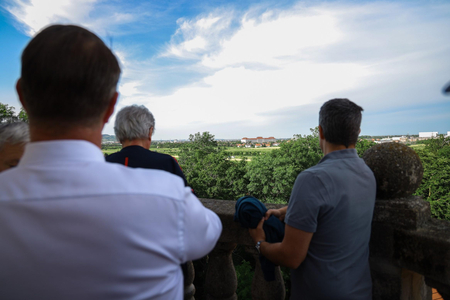 Ausblick vom Schloss Tribuswinkel