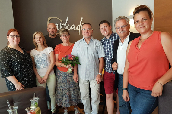 vlnr: Alexandra Dobo, Monika Husar, Jörg Koppensteiner, Ursula Kohl, Günther Kohl, Mathias Kohl, Vize-Bgm. Franz Gartner und Marlies Hofer Wer noch am Bild fehlt: Victoria Efferl (ganz neu im Team), Silvia Posset, Gertraud Mader, Rodika Faur 