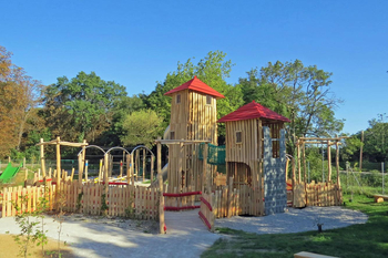 Große Spielburg.